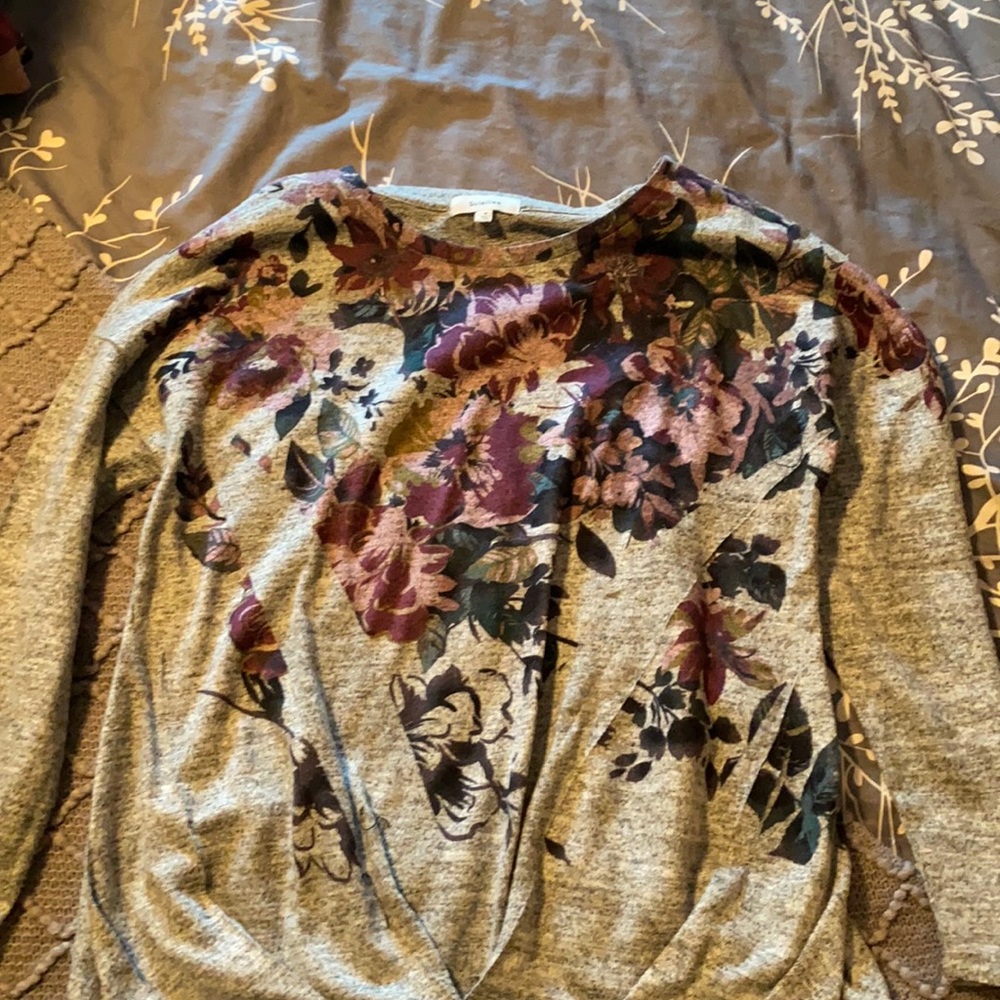 Cute sweater ❤️